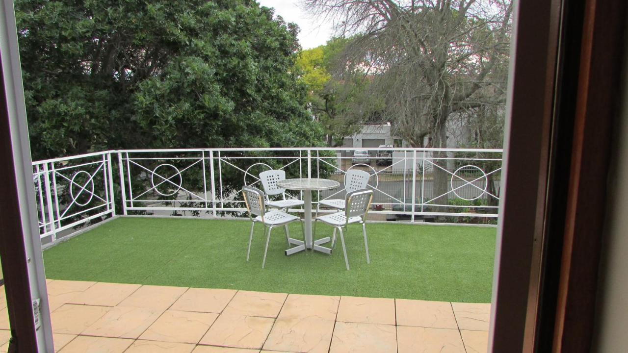 Ferienwohnung Pinewoods Rest Somerset West Exterior foto